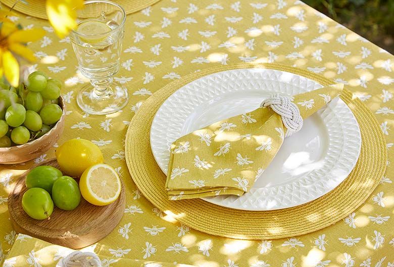 Walton & Co Bee Napkins Set Of 4 5018305857293